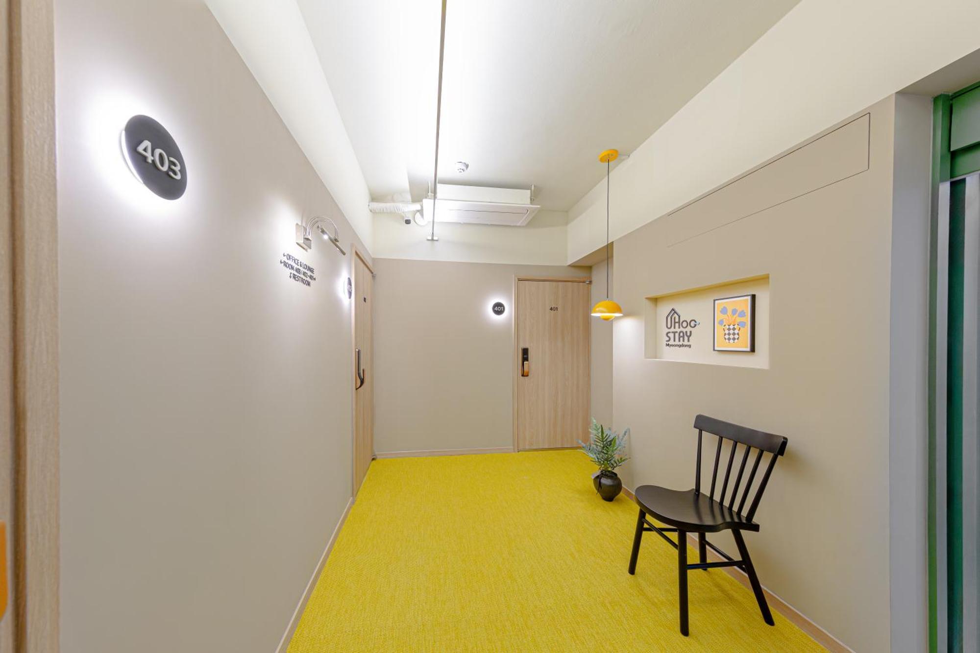 Uhoostay Myeongdong Guesthouse Сеул Экстерьер фото